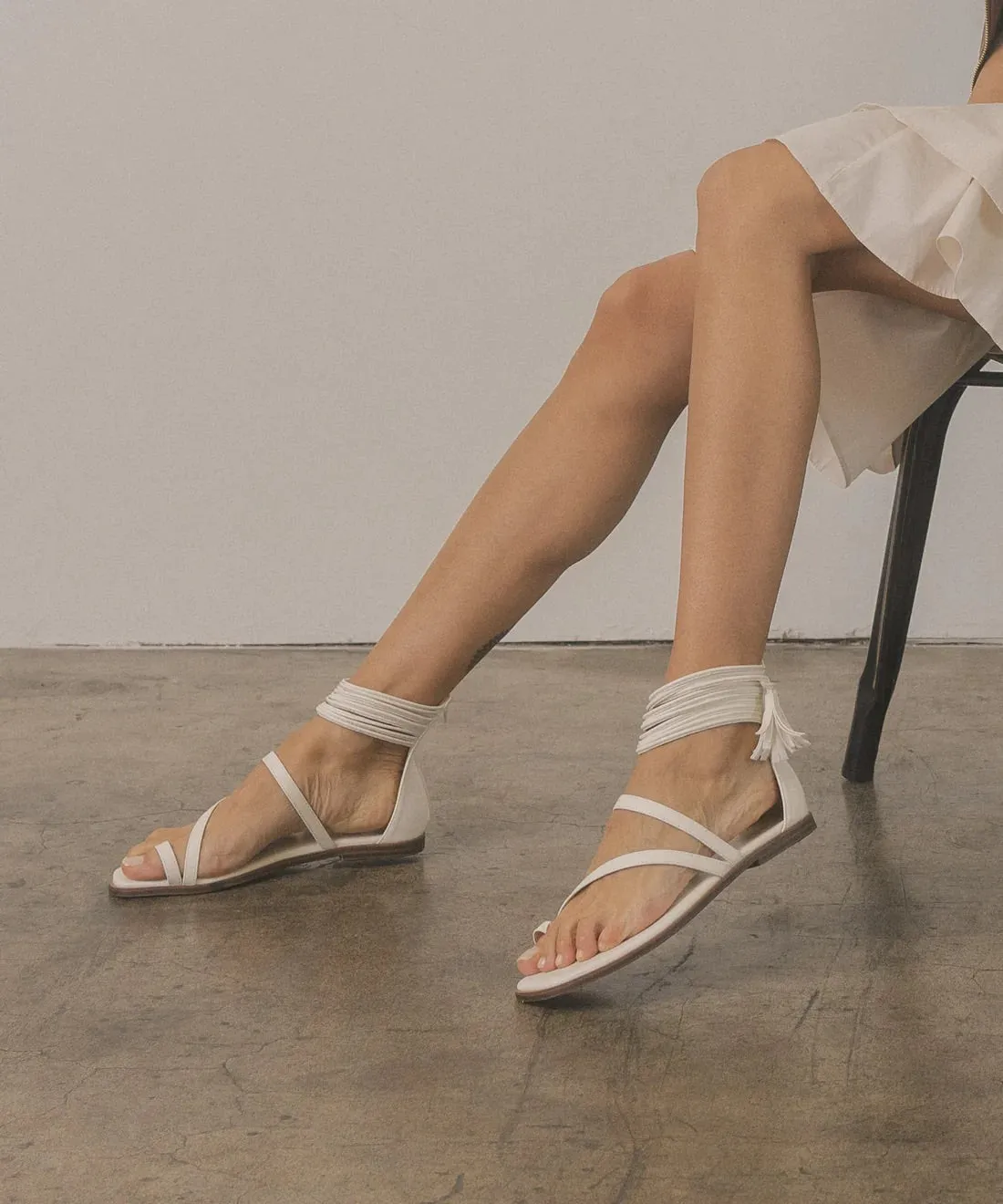 April Tassel Flat  in Taupe